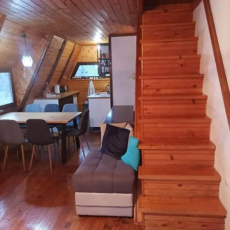 Planinska Kuca Kata -zabac Τζαχορίνα